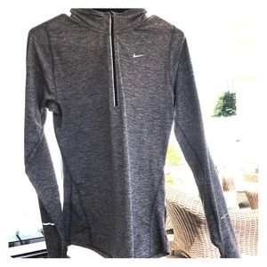 Nike pullover